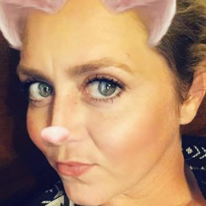 Meet your Posher, Dania